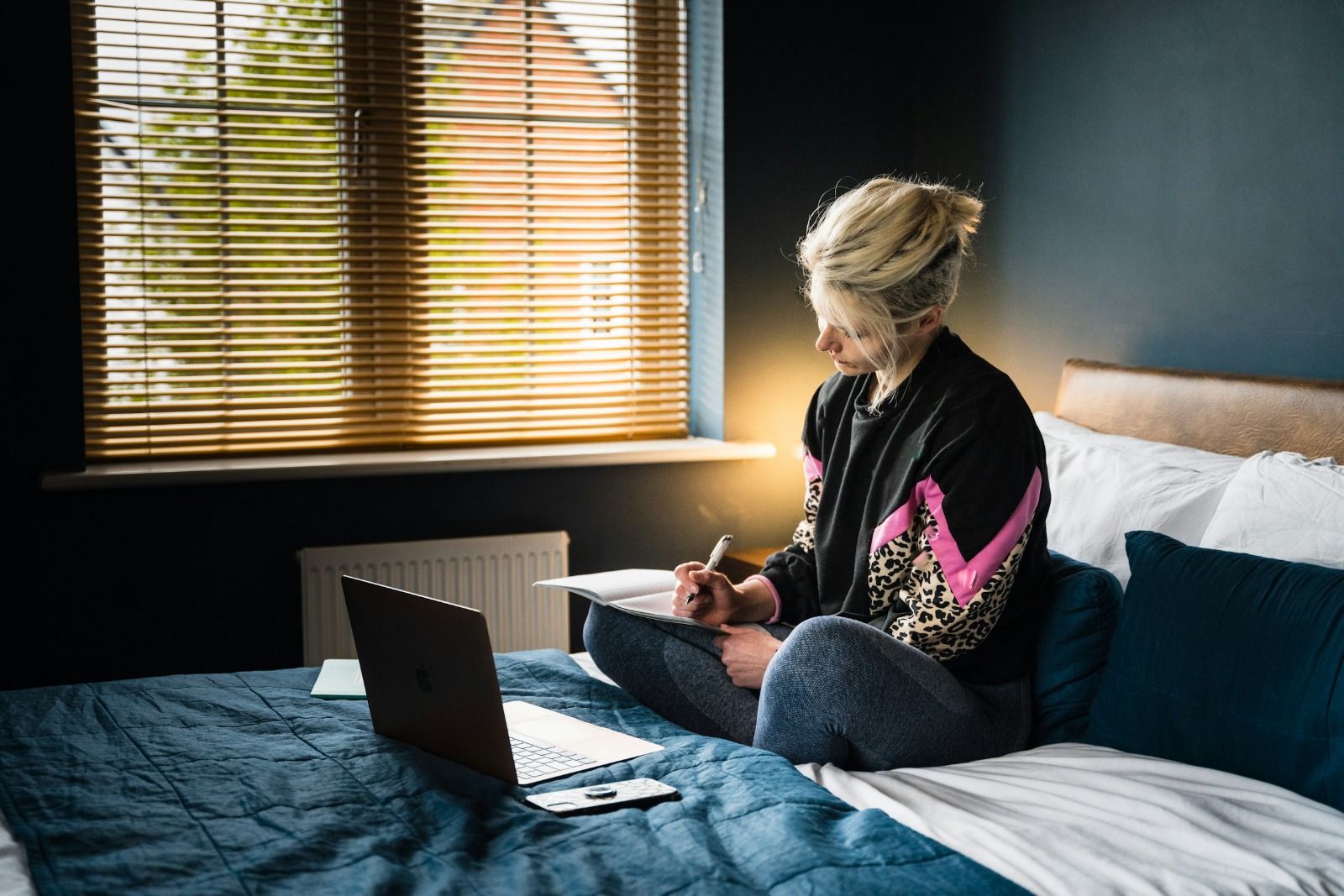 Woman Taking Notes - Clearscope Alternatives